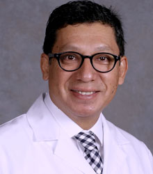 Tysons Corner prosthodontist Doctor Alvarez